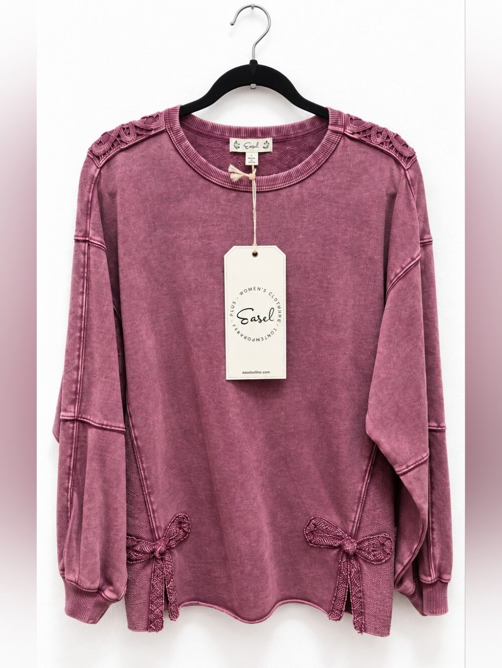 Easel Mineral Wash Crochet Bow Sweatshirt – Mauve – Size Small NWT